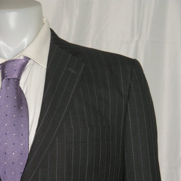 La Rukico Super 200 Cashmere Blend Gray Stripe Two Button Suit 38L